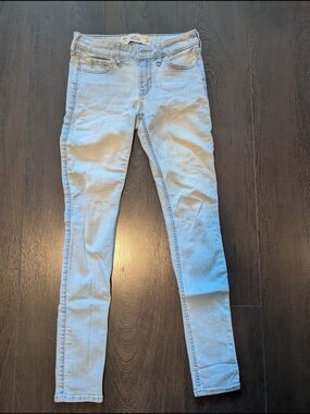 Hollister Light Wash Skinny Jeans - Pale Blue